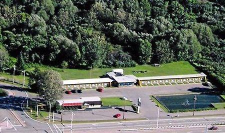 Motel Spring Chateau Richer Zewnętrze zdjęcie